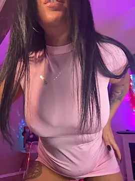 CarolaDrago online show from November 26, 2025, 8:25 am