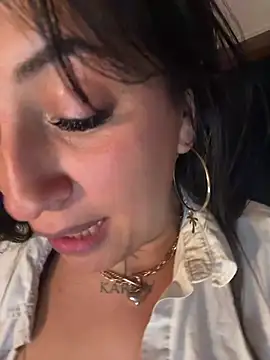 Snapshot of CarolaDrago chatting on February 27, 2026, 10:04 am CarolaDrago online show from February 27, 2026, 10:04 am