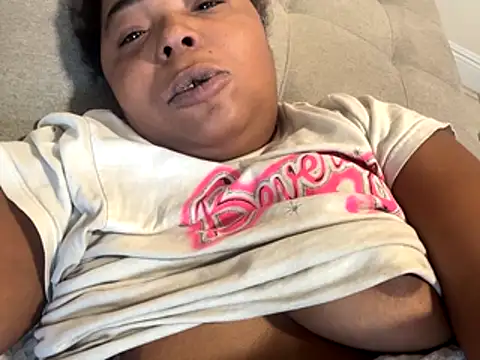 Snapshot of JCCaramelbarbie1 chatting on November 23, 2025, 12:26 pm JCCaramelbarbie1 online show from November 23, 2025, 12:26 pm