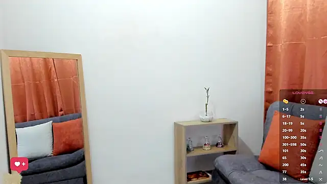 Snapshot of _AllisonSweet_ chatting on March 10, 2025, 10:55 pm AllisonSweet online show from March 10, 2025, 10:55 pm