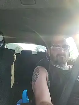 teddy79good online show from September 10, 2025, 4:17 pm