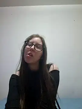 Snapshot of Sarah459 chatting on February 6, 2025, 3:31 pm Sarah459 online show from February 6, 2025, 3:31 pm