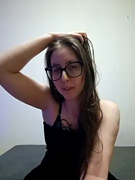 Snapshot of Sarah459 chatting on March 9, 2025, 6:11 pm Sarah459 online show from March 9, 2025, 6:11 pm