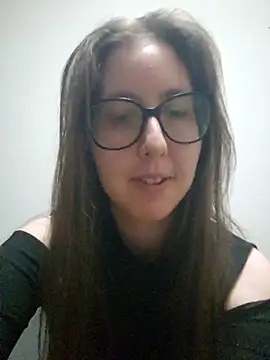 Snapshot of Sarah459 chatting on September 28, 2025, 6:04 pm Sarah459 online show from September 28, 2025, 6:04 pm