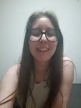 Snapshot of Sarah459 chatting on October 5, 2025, 9:05 pm Sarah459 online show from October 5, 2025, 9:05 pm