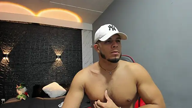 Snapshot of taurus_boy1 chatting on December 5, 2025, 12:26 pm taurus boy1 online show from December 5, 2025, 12:26 pm