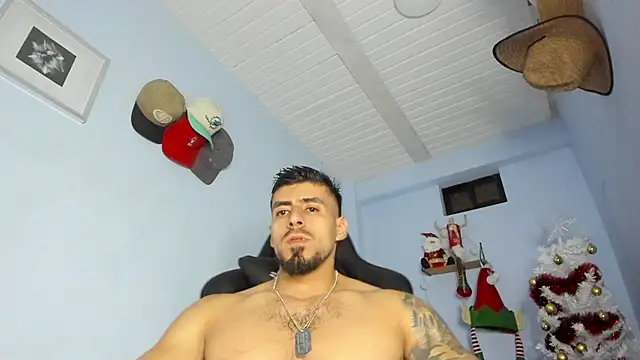 Snapshot of _Poseidon1_ chatting on December 14, 2025, 4:40 am Poseidon1 online show from December 14, 2025, 4:40 am