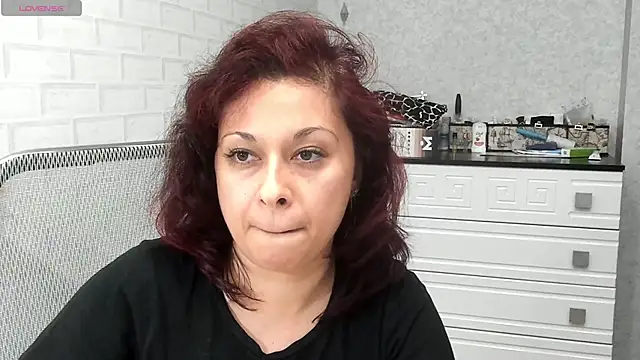 Snapshot of TeasyLana chatting on November 24, 2025, 11:10 am TeasyLana online show from November 24, 2025, 11:10 am