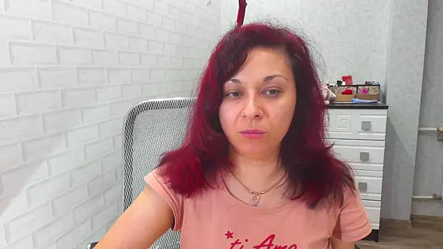 Snapshot of TeasyLana chatting on January 9, 2025, 8:13 am TeasyLana online show from January 9, 2025, 8:13 am