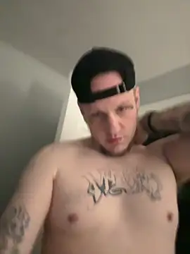 Snapshot of VixyGang chatting on February 15, 2026, 12:11 am VixyGang online show from February 15, 2026, 12:11 am