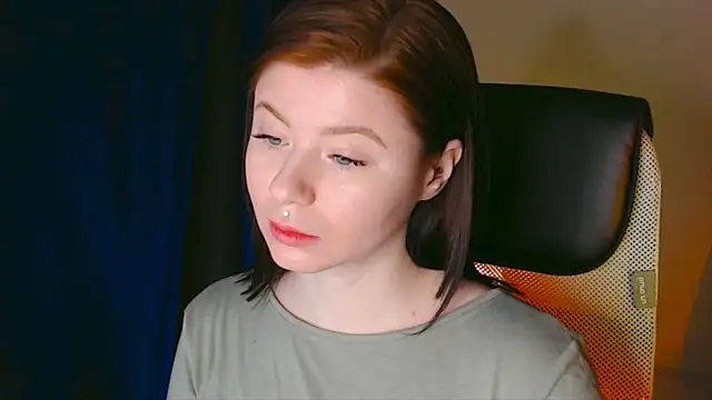 xoxoavi online show from January 9, 2025, 2:29 pm