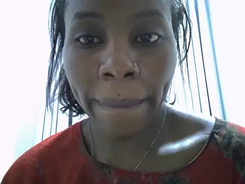 Queen loveer online show from January 7, 2026, 7:19 pm