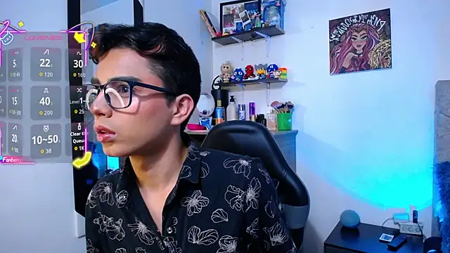 OwenBluee online show from March 26, 2026, 9:18 am