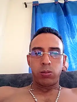 paisa233 online show from April 11, 2026, 9:18 pm