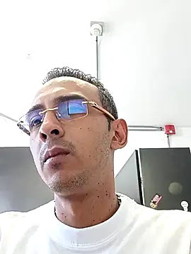 paisa233 online show from February 11, 2026, 3:01 pm