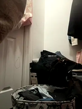 myloveforyouu online show from November 21, 2025, 10:03 am