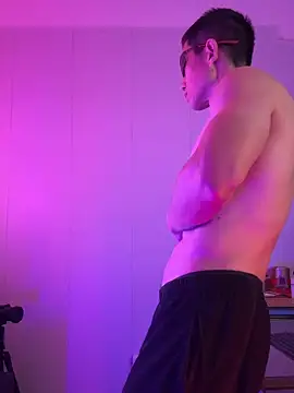 GFvision online show from December 1, 2025, 9:26 pm