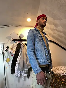 Snapshot of rayyymack chatting on January 28, 2025, 8:26 pm rayyymack online show from January 28, 2025, 8:26 pm