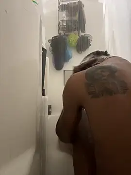 Snapshot of rayyymack chatting on October 2, 2025, 6:11 pm rayyymack online show from October 2, 2025, 6:11 pm