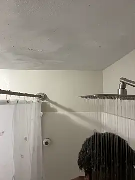 rayyymack online show from March 7, 2026, 1:49 pm