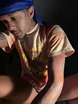 rayyymack online show from February 16, 2026, 4:44 am