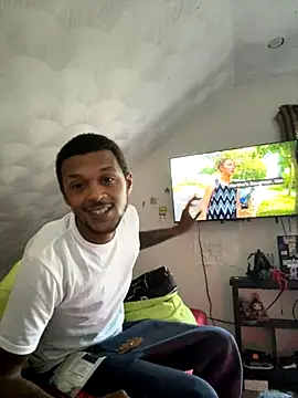 Snapshot of rayyymack chatting on October 18, 2025, 1:35 pm rayyymack online show from October 18, 2025, 1:35 pm