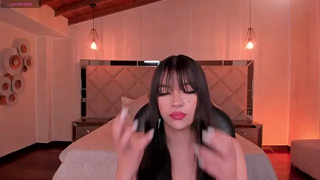 ValeriaRiveraX online show from November 5, 2025, 3:53 am