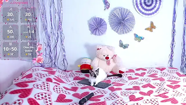 Snapshot of valen_natasha chatting on November 14, 2025, 10:35 pm valen natasha online show from November 14, 2025, 10:35 pm