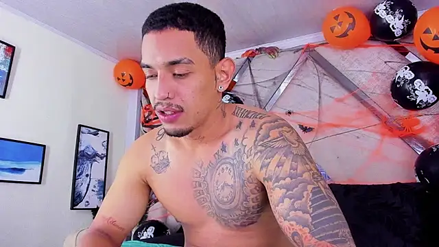 Damian09  online show from November 3, 2025, 3:34 am