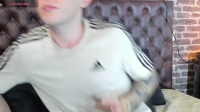 Dylanwhite23  online show from January 17, 2026, 3:43 am