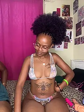 naughtybitches5 online show from January 14, 2026, 4:16 am