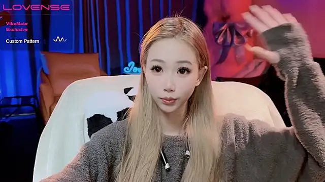 Snapshot of JoooJo_ chatting on March 6, 2025, 6:05 pm JoooJo online show from March 6, 2025, 6:05 pm