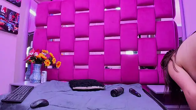 Snapshot of Lya_Anal chatting on November 29, 2025, 11:27 pm Lya Anal online show from November 29, 2025, 11:27 pm