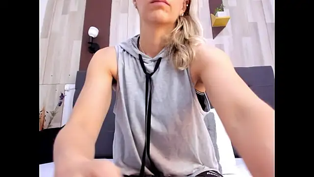 Anastasiapriest online show from April 15, 2026, 11:49 am