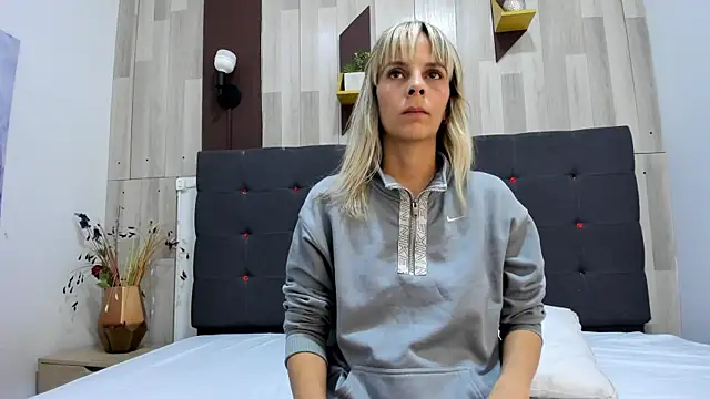 Anastasiapriest online show from October 30, 2025, 11:41 am