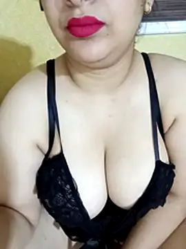 pipachox online show from April 22, 2026, 8:59 pm