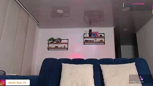 ashely ryan24 online show from April 10, 2026, 12:06 am