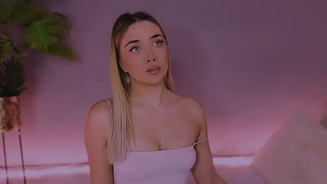 Snapshot of Jessielle chatting on January 7, 2026, 8:08 am Jessielle online show from January 7, 2026, 8:08 am