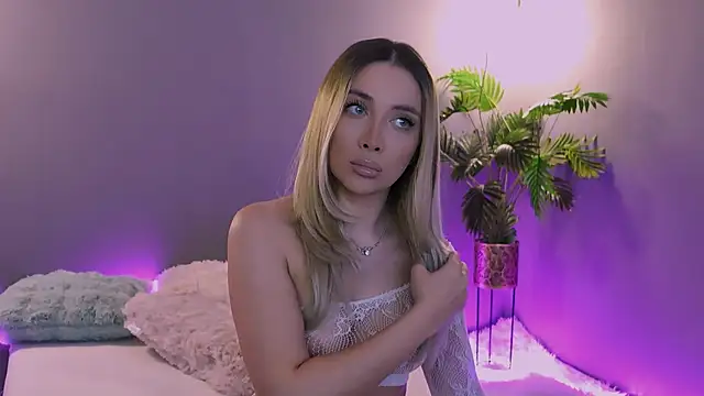 Snapshot of Jessielle chatting on March 28, 2026, 5:14 pm Jessielle online show from March 28, 2026, 5:14 pm