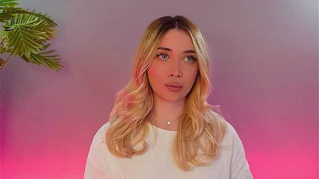 Snapshot of Jessielle chatting on January 17, 2026, 3:26 pm Jessielle online show from January 17, 2026, 3:26 pm