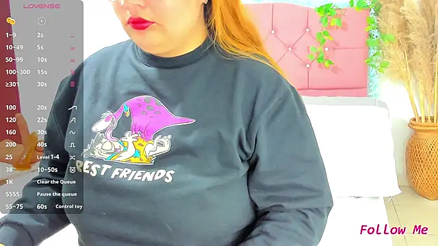 arisha hot online show from September 22, 2025, 8:42 am