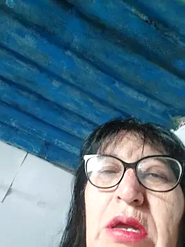 Snapshot of clarita_01 chatting on November 29, 2025, 12:16 pm clarita 01 online show from November 29, 2025, 12:16 pm