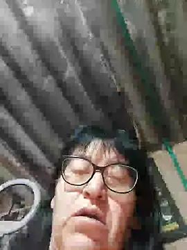 Snapshot of clarita_01 chatting on November 13, 2025, 11:03 am clarita 01 online show from November 13, 2025, 11:03 am