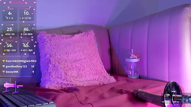 Snapshot of Connie_Cherxx chatting on December 16, 2025, 6:56 pm Connie Cherxx online show from December 16, 2025, 6:56 pm