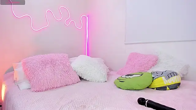 karly rioss online show from March 16, 2025, 7:59 am