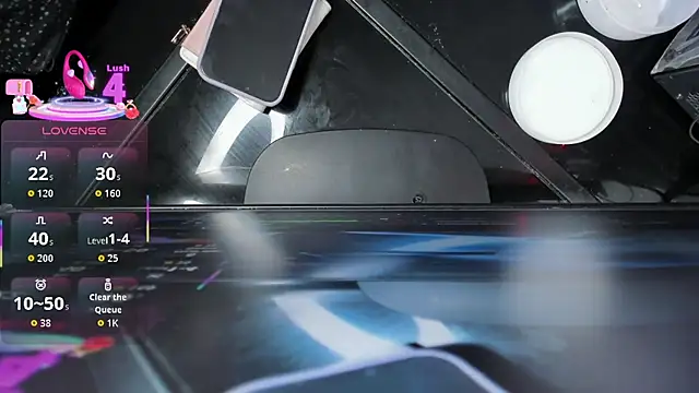 Snapshot of SusyAmis chatting on November 9, 2025, 1:20 am SusyAmis online show from November 9, 2025, 1:20 am