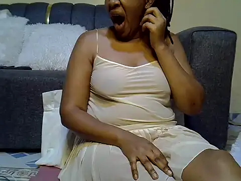 Sexy Kezzy online show from February 12, 2026, 10:20 pm