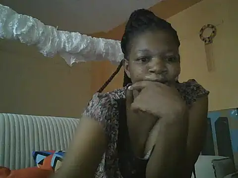 clakemmy250 online show from March 11, 2025, 8:19 am