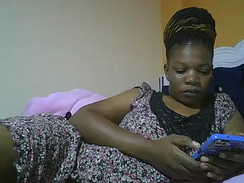 clakemmy250 online show from January 1, 2025, 6:49 pm