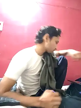 Snapshot of Indiandaddy11 chatting on February 13, 2025, 12:43 pm Indiandaddy11 online show from February 13, 2025, 12:43 pm